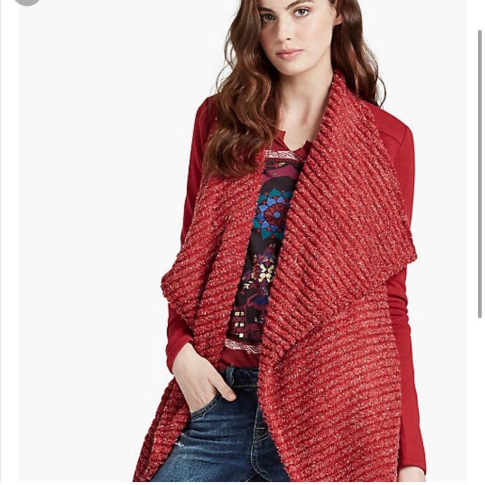 Lucky brand shrug
